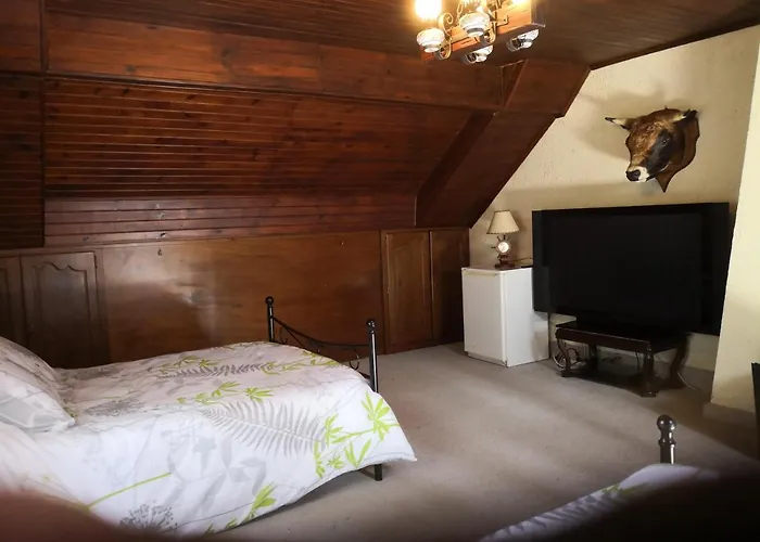 Alojamento de Acomodação e Pequeno-almoço Au Jardin Fleuri