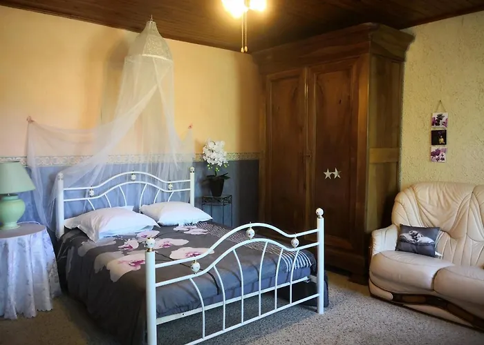 Alojamento de Acomodação e Pequeno-almoço Au Jardin Fleuri