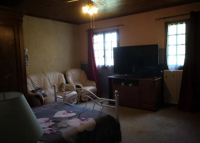 Au Jardin Fleuri Alojamento de Acomodação e Pequeno-almoço